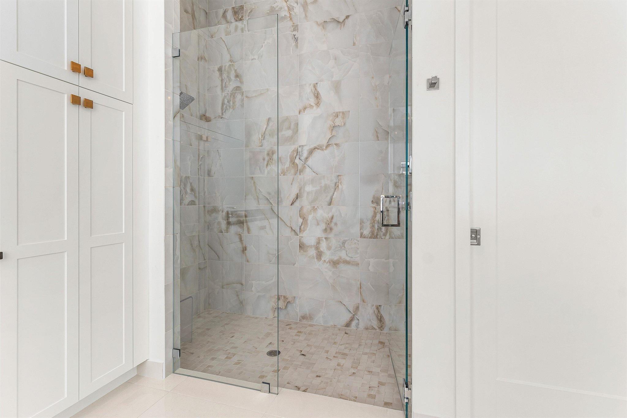 LOTUS PALMBOCA RATON GOLF - Residential