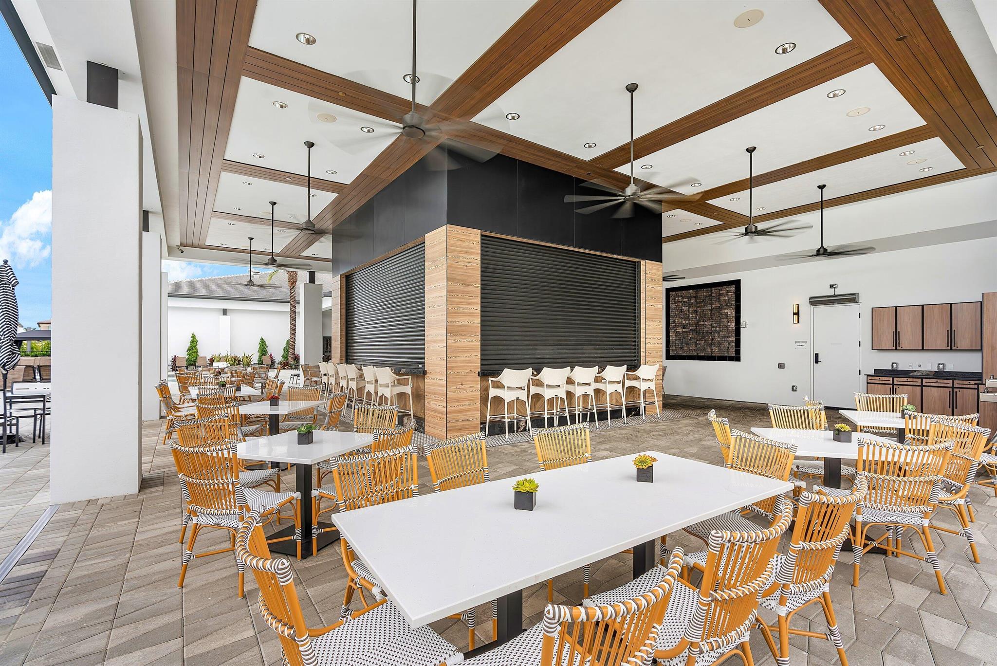 LOTUS PALMBOCA RATON GOLF - Residential