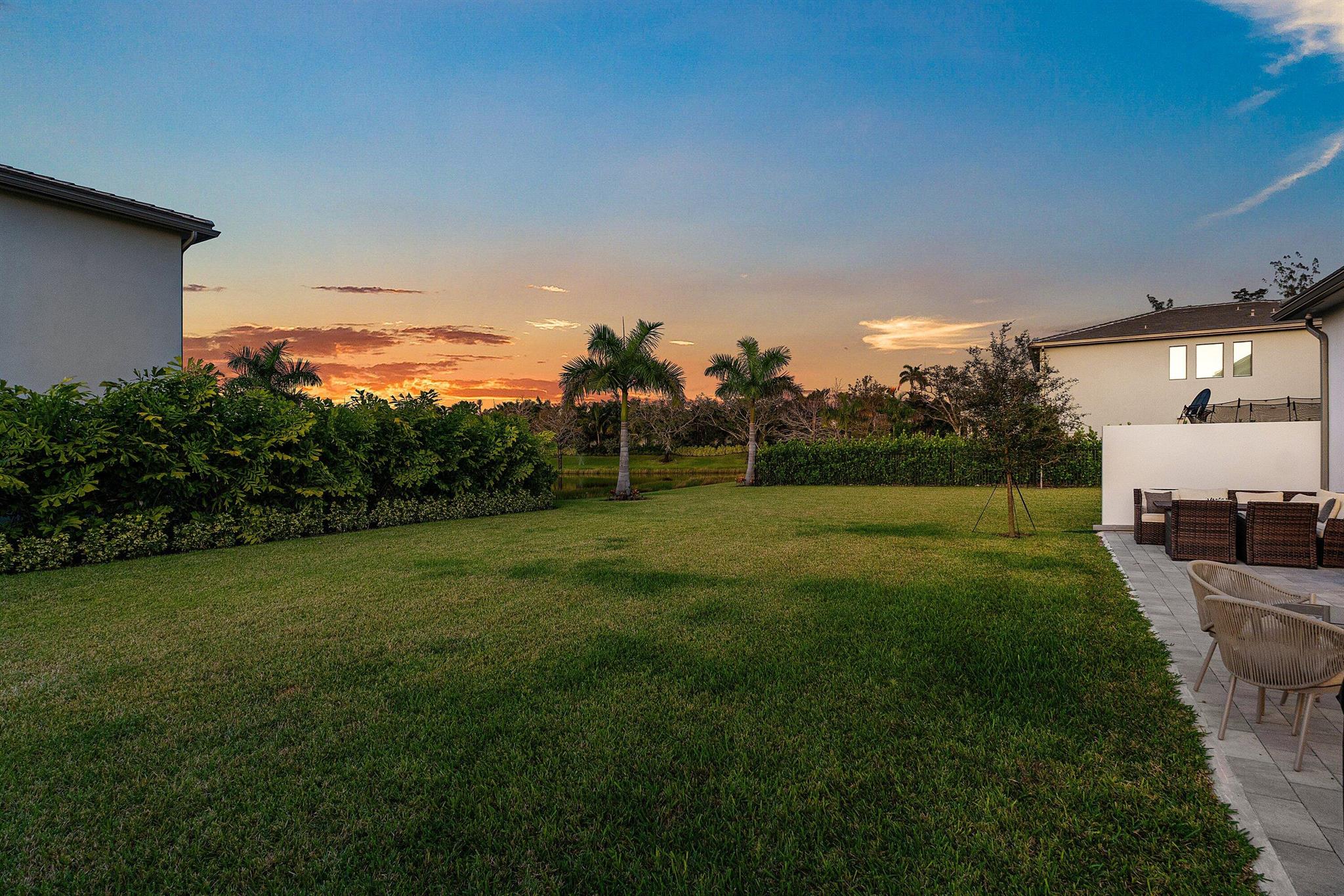 LOTUS PALMBOCA RATON GOLF - Residential