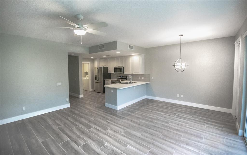 CAMBRIDGE AT ABACOA - Residential Lease