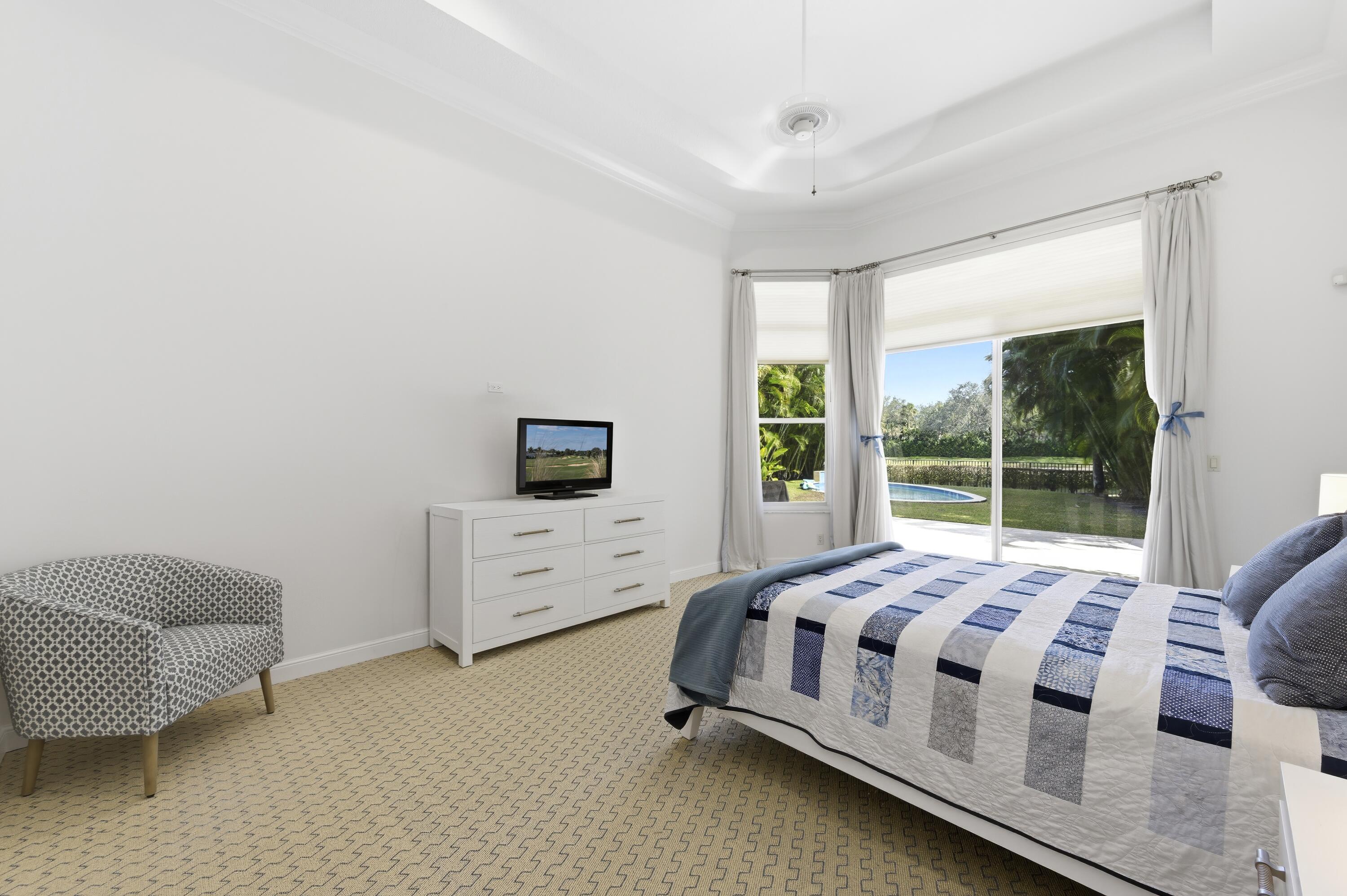 MIRASOL PARS H AND I - Residential