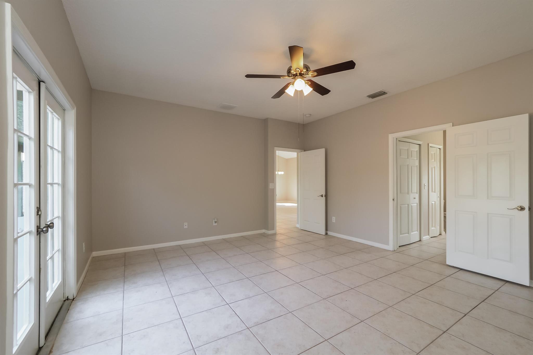 PORT ST LUCIE SECTION 19 - Residential Lease
