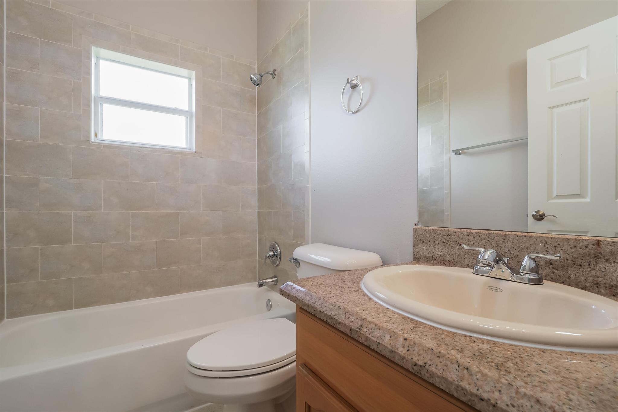 PORT ST LUCIE SECTION 19 - Residential Lease