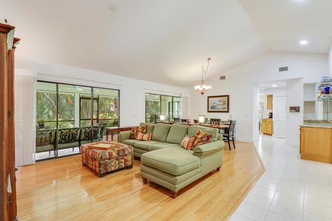 Single Family Residence in Jupiter FL 6239 Longleaf Pine Drive Dr 6.jpg