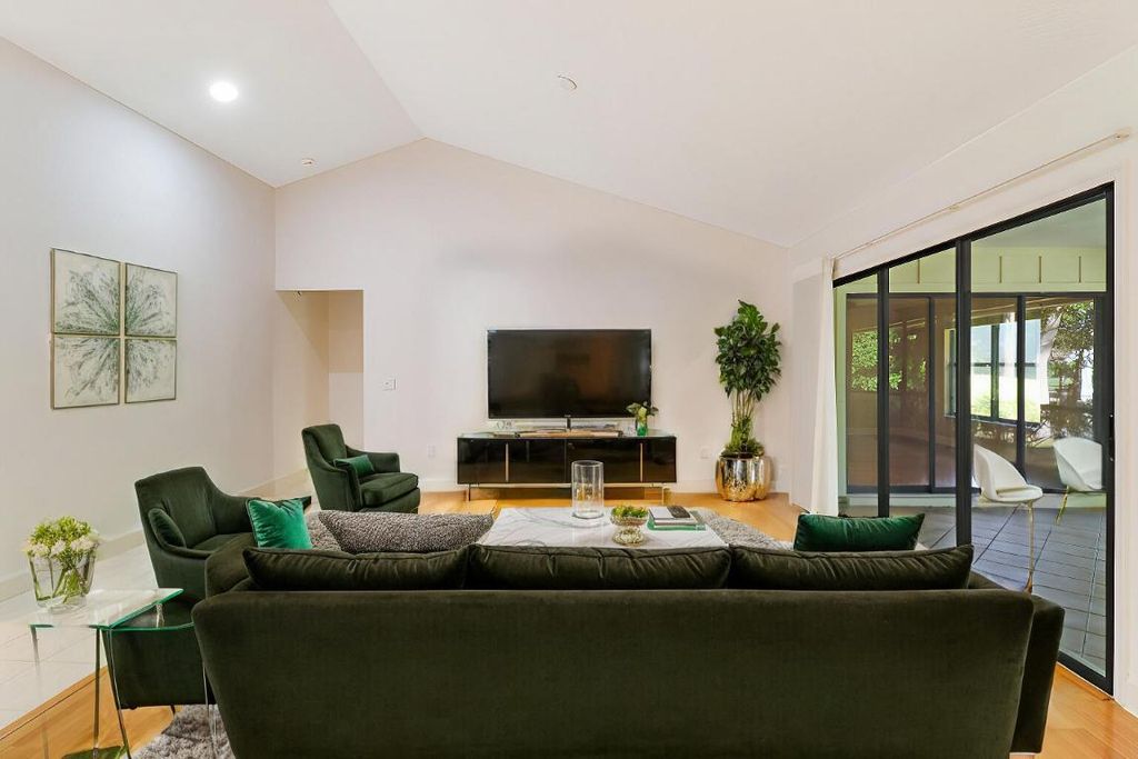 Photo of 6239 Longleaf Pine Drive, Jupiter, FL 33458 (MLS # R10987894)