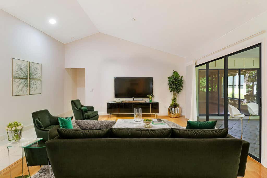Photo of 6239 Longleaf Pine Drive, Jupiter, FL 33458 (MLS # R10987894)