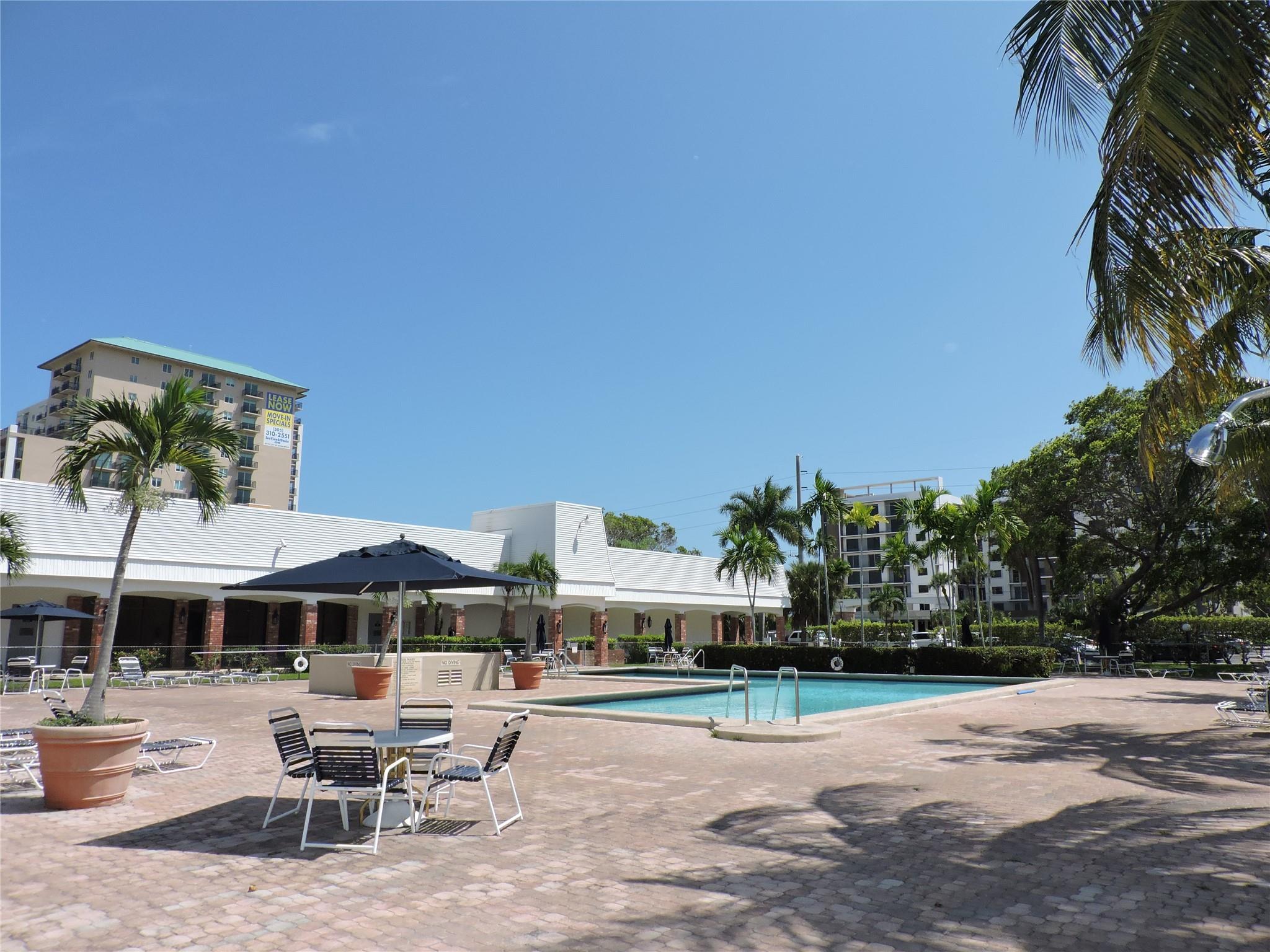 THE DANIANS NORTH CONDO - Residential