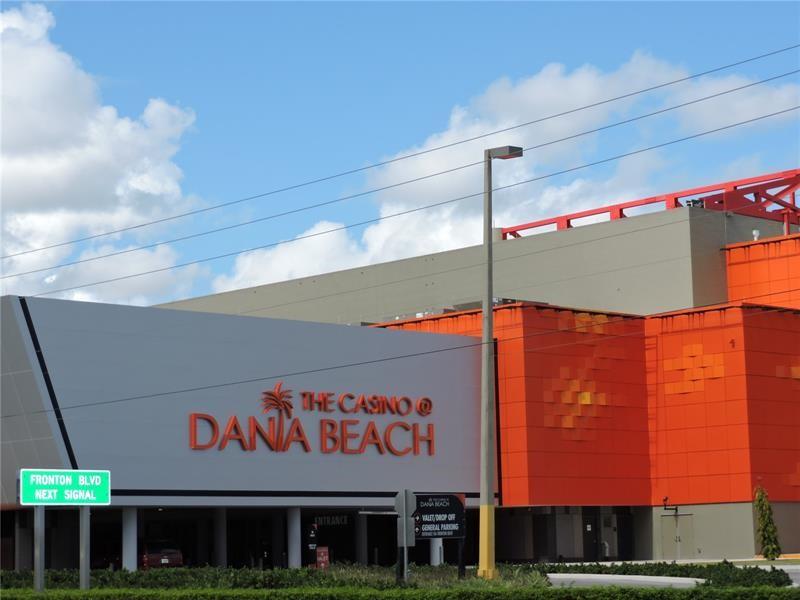 THE DANIANS NORTH CONDO - Residential