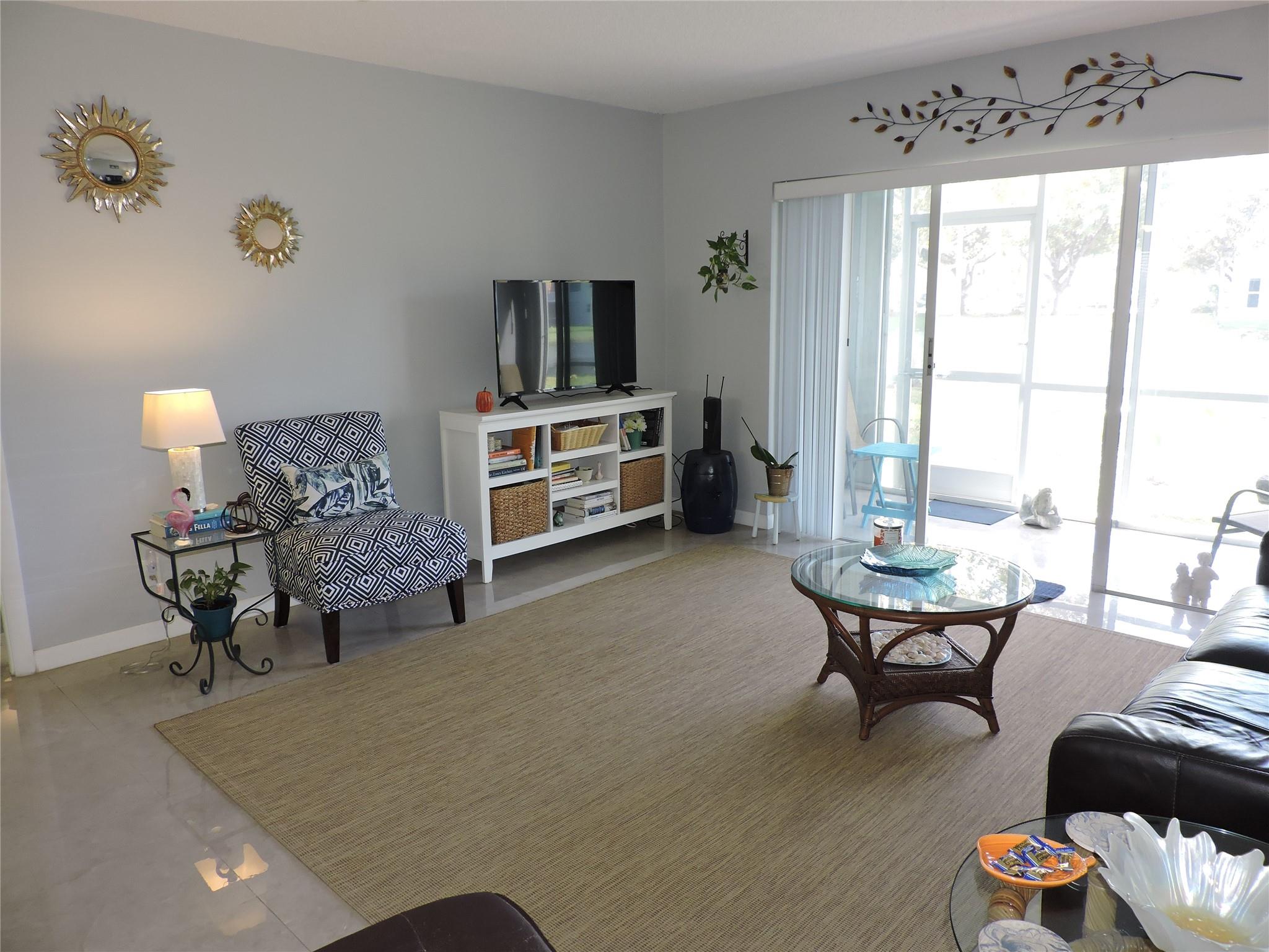 THE DANIANS NORTH CONDO - Residential