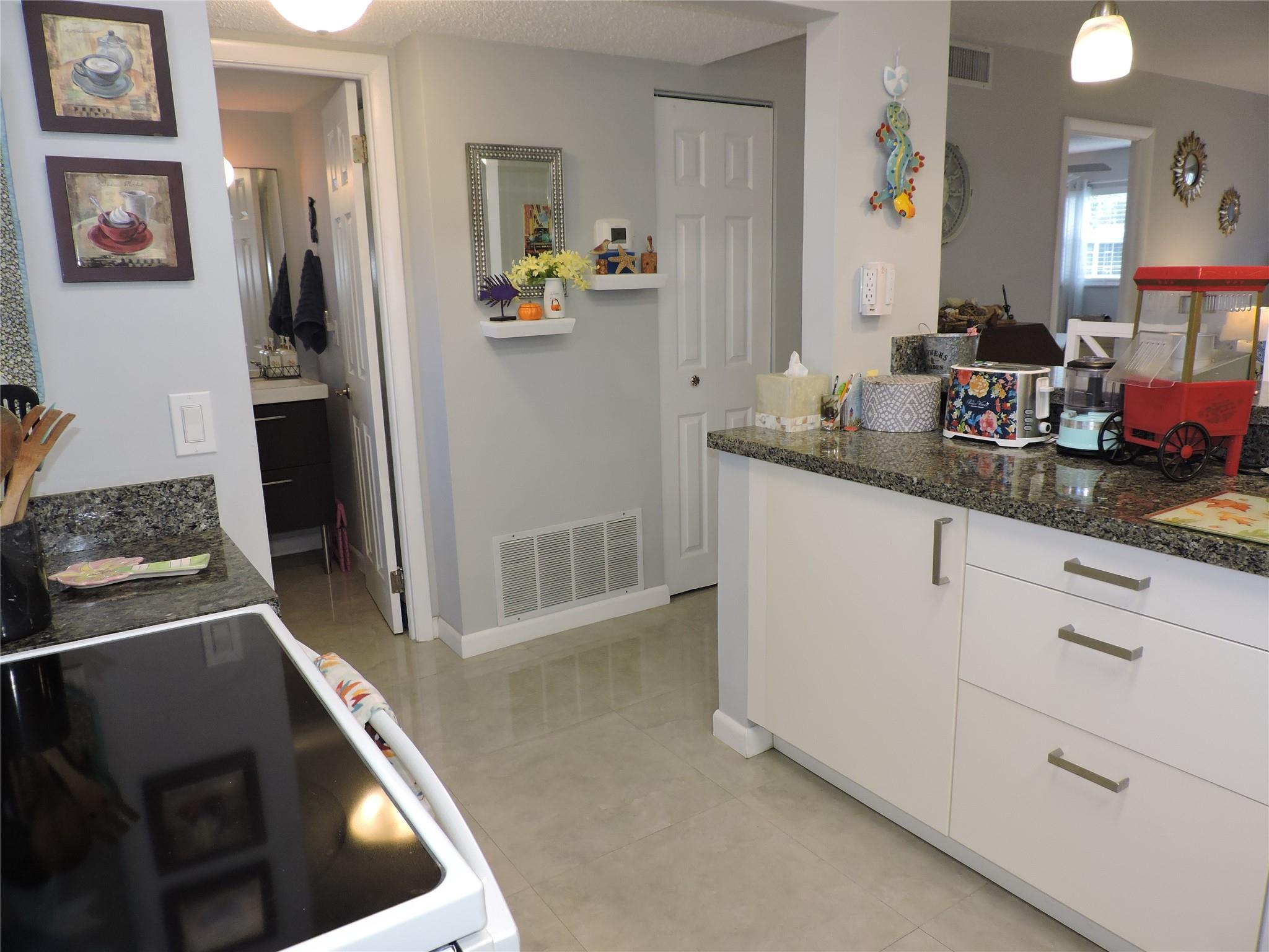 THE DANIANS NORTH CONDO - Residential