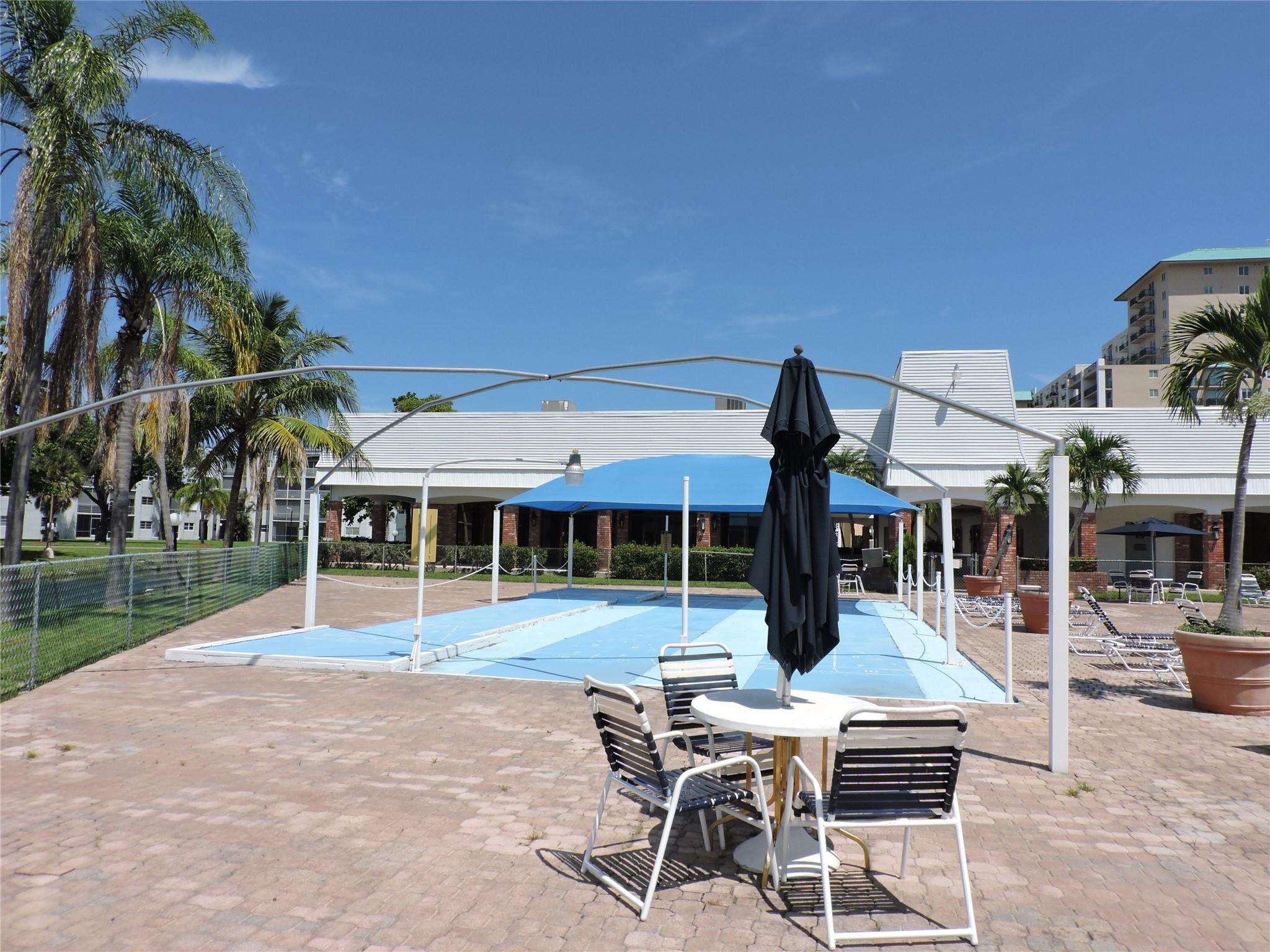 THE DANIANS NORTH CONDO - Residential