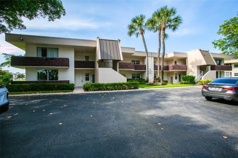 2601 S Palm Aire Dr 212 Pompano Beach FL 33069