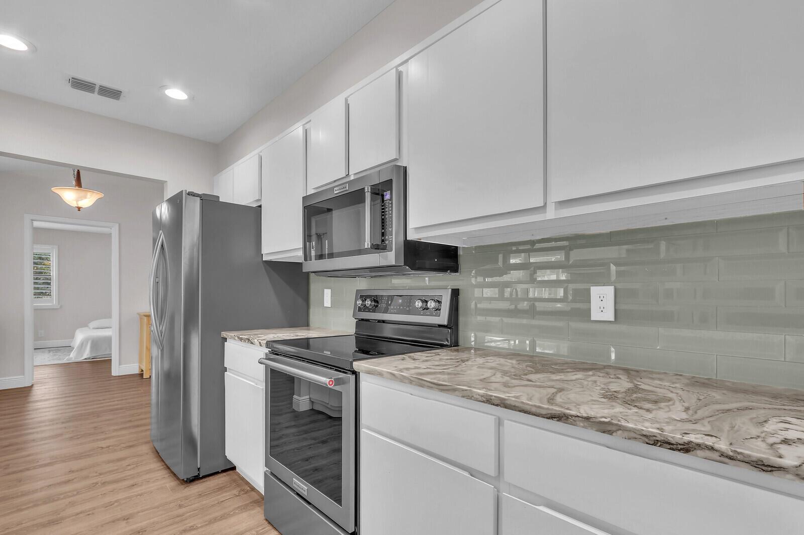SHORES 2 - Residential Lease