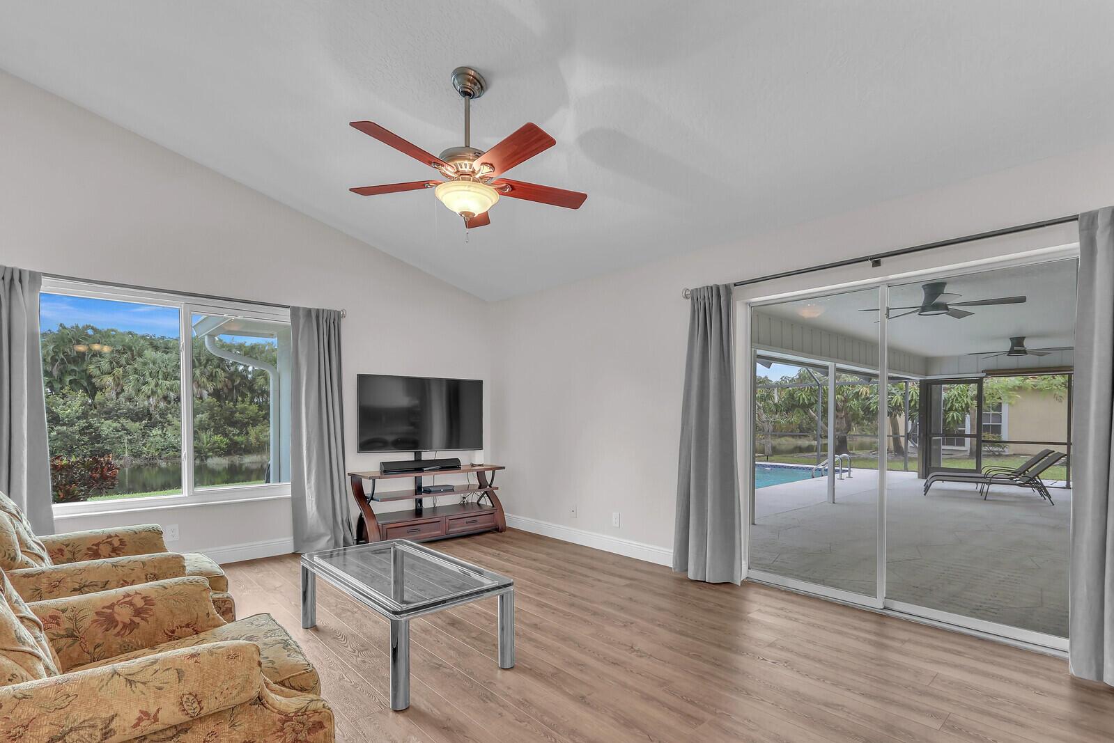 SHORES 2 - Residential Lease