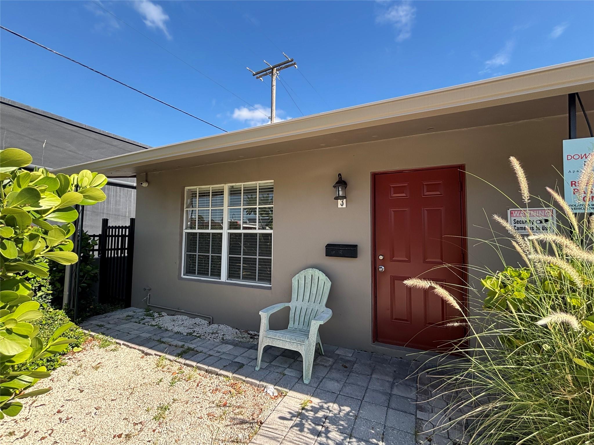 You will enjoy the garden, off street parking, and on site laundry that come with this cute 1 bedroom end unit in Downtown Lake Worth Beach. Nicely updated with large bedroom closet. Publix grocery store is 3 blocks away. Shop and dine and play on Lake and Lucerne Avenues. Lake Worth Beach about a mile away. Pets OK with restrictions. First Last and Security. Easy approval. Ready to move in. Water, sewer and garbage included. Unit 1 is also available for $1700 which includes electric.