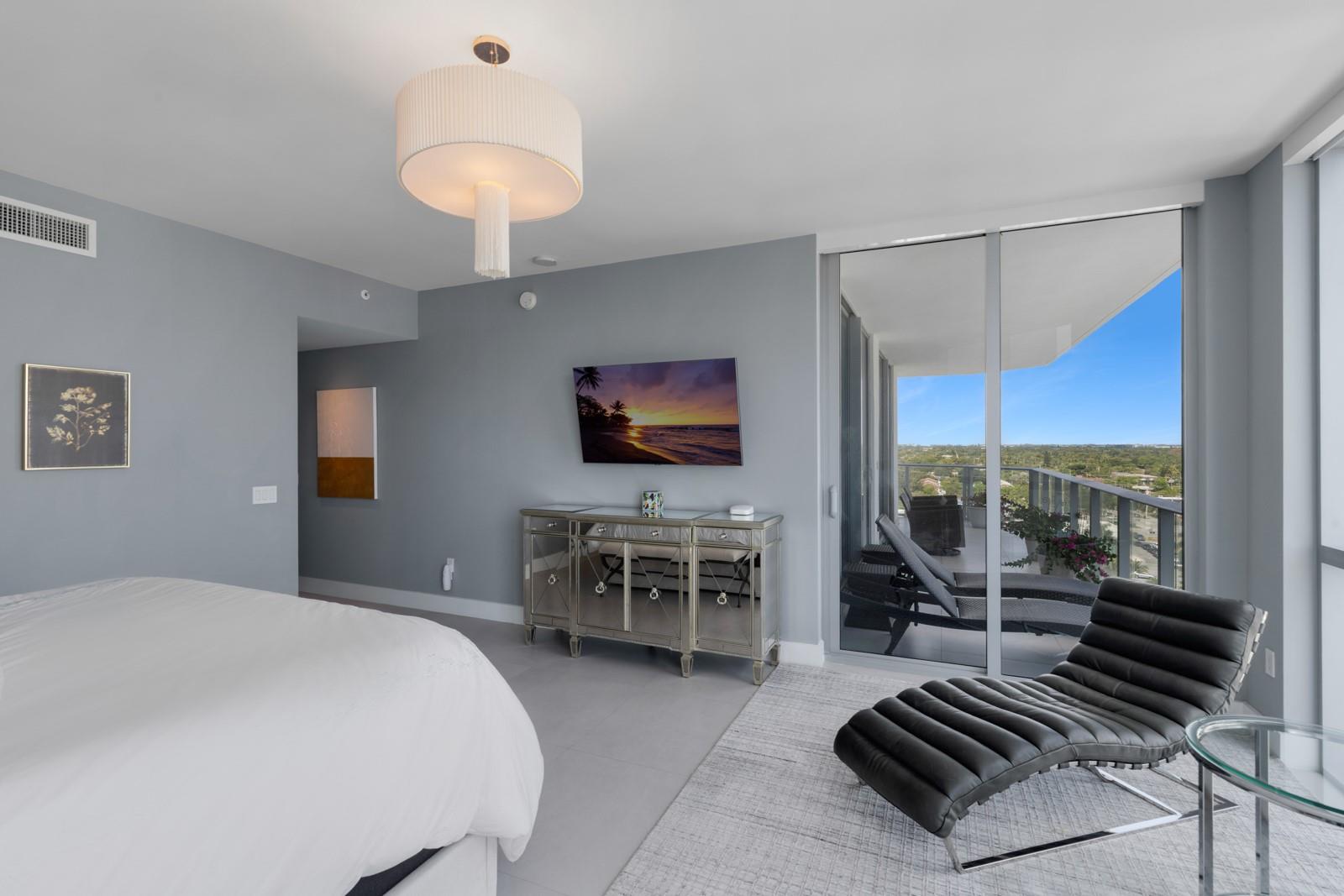 MARINA PALMS - Residential