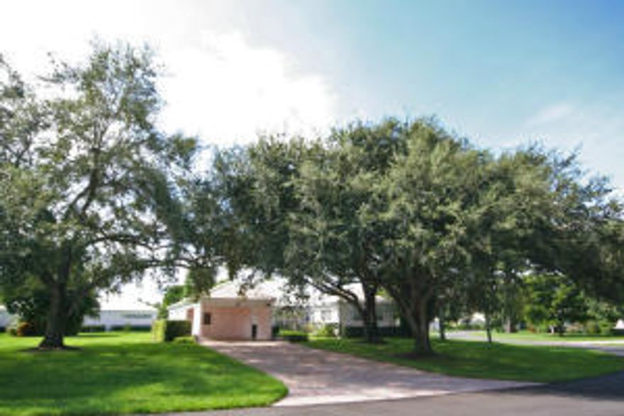 Ideal values here.  Discover this appealing 3BR/2BA single-level home offering spacious living areas.  Vaulted ceiling in living area, living room dining area combination.  Family room in the back of the house provides lots of room for conversation areas.  Plantation shutters provide excellent daylight management and provide privacy at night. Most windows have plantation shutters.  The large eat-in kitchen is light and bright with white cabinetry and white counter tops. Carpeting and ceramic tile flooring, walk-in closets.  Nice price and lifestyle! Quail Ridge is a private, member-owned community and club. All residents are members of Quail Ridge Country Club and have a choice of either a golf or a social/tennis membership.