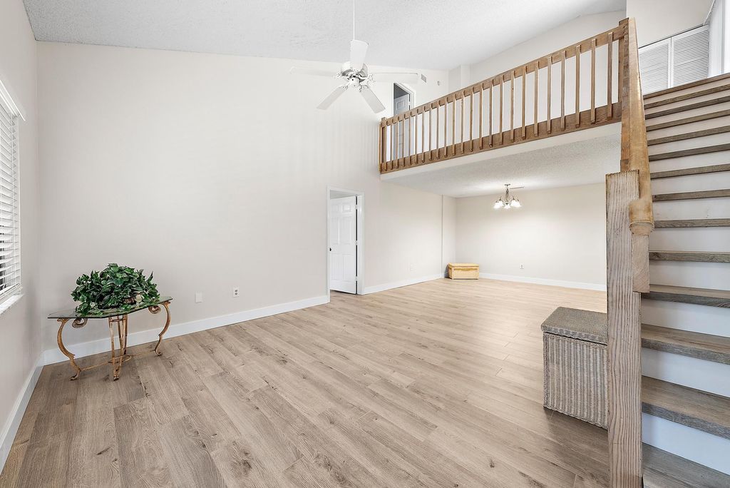 Photo of 160 Bella Vista Court N #60, Jupiter, FL 33477 (MLS # R11117258)