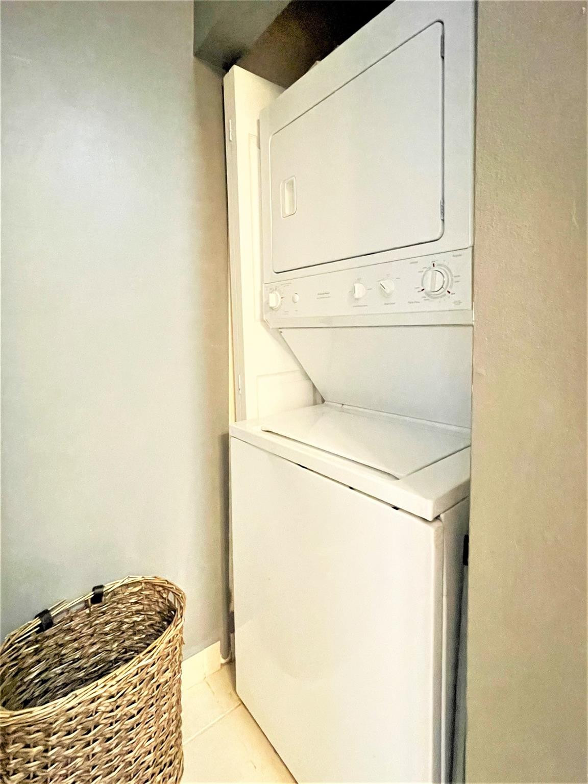 LUCERNE CONDO - Residential