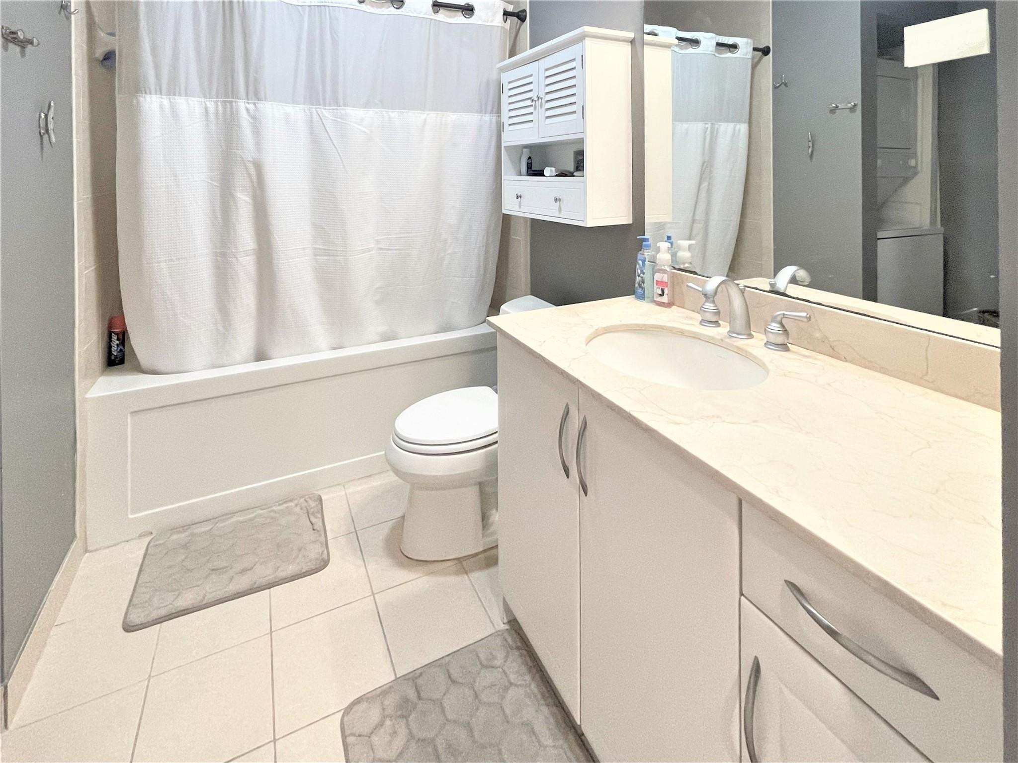 LUCERNE CONDO - Residential
