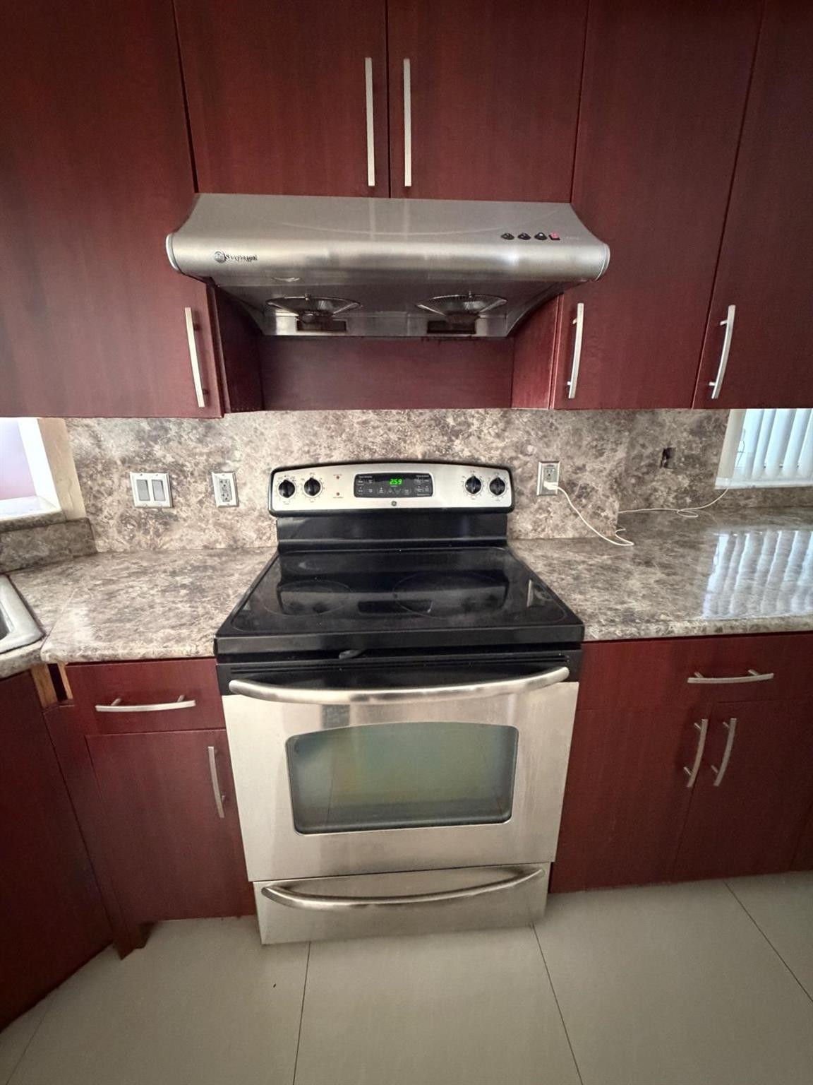 3225 NE 184th Street 10303