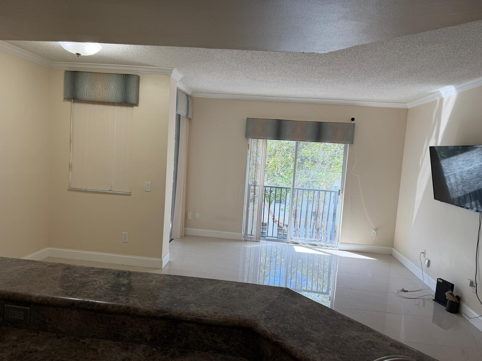 3225 NE 184th Street 10303