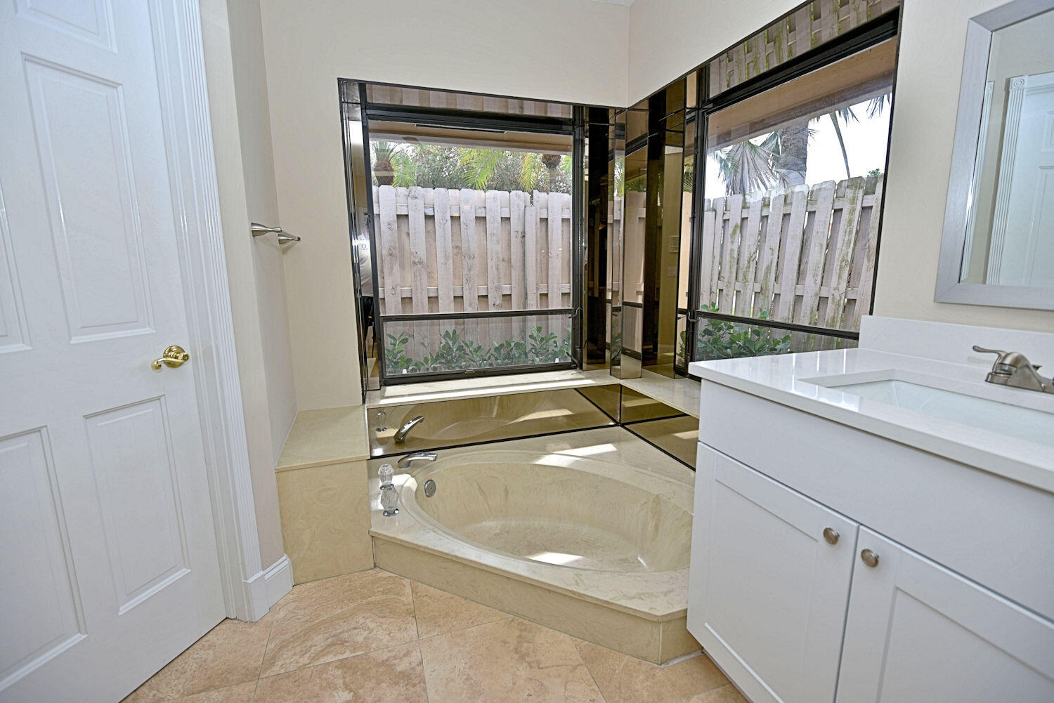 PGA RESORT COMMUNITY 6 - Residential