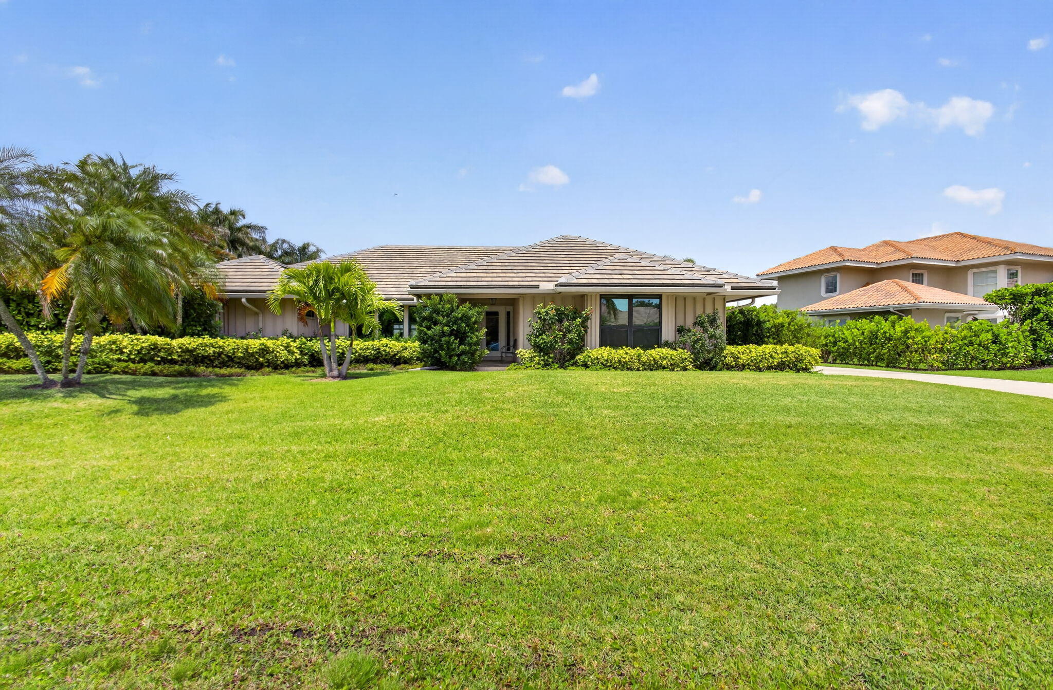 PGA RESORT COMMUNITY 6 - Residential
