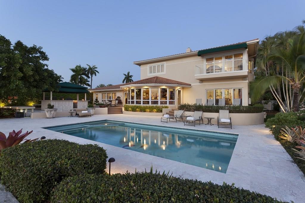 Las Olas Isles - Residential