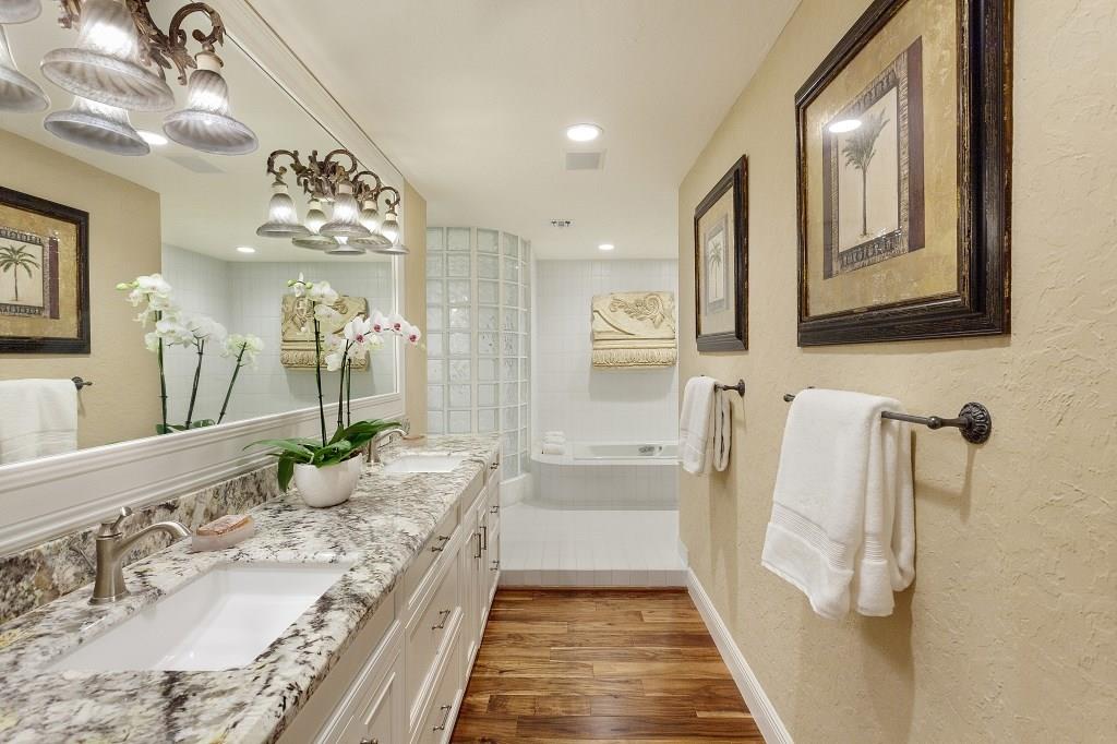 Las Olas Isles - Residential