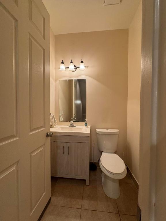 VILLA MEDICI CONDO - Residential Lease