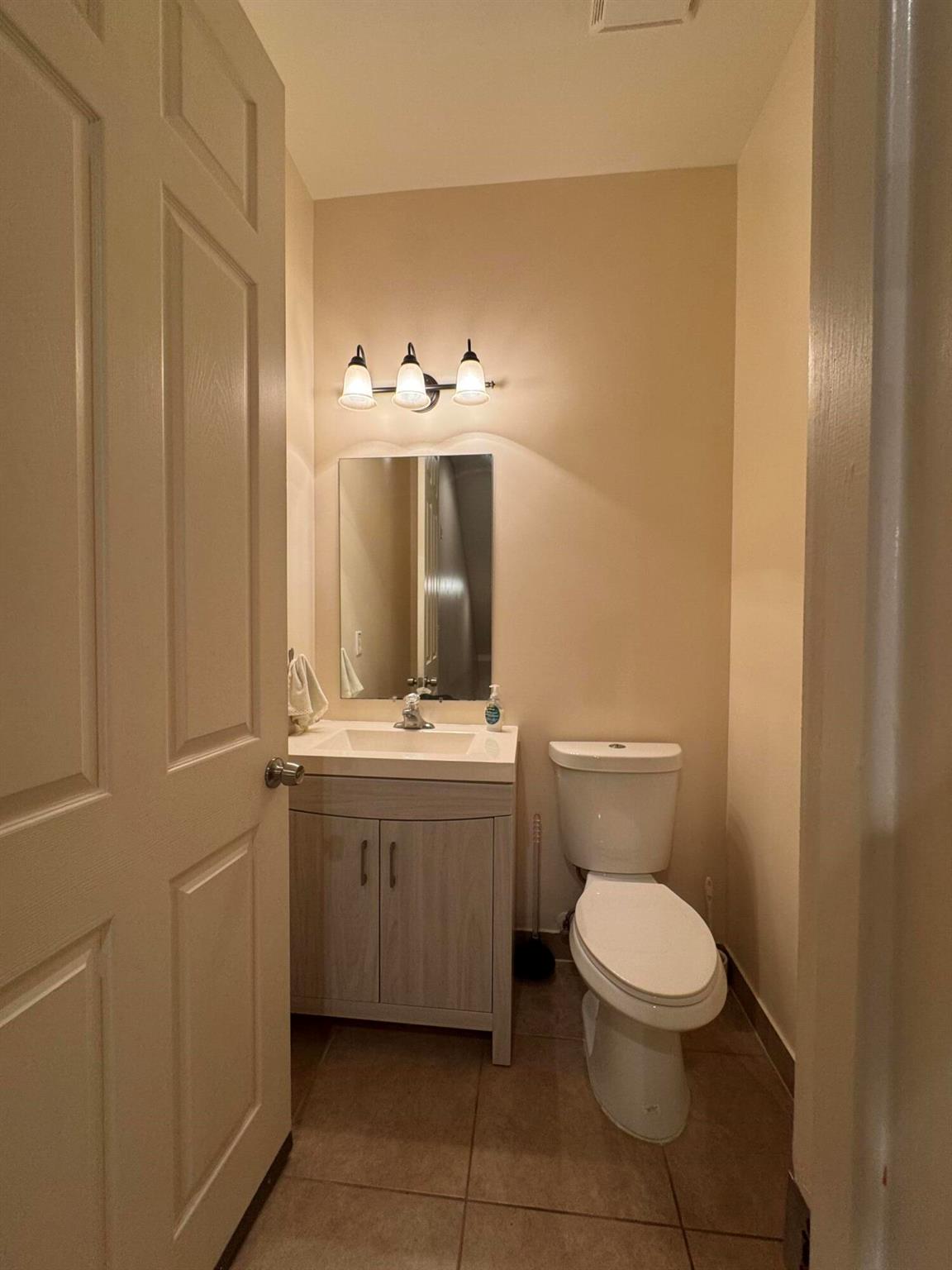 VILLA MEDICI CONDO - Residential Lease