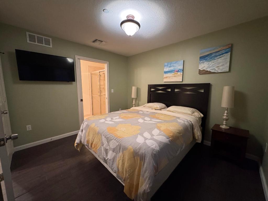 VILLA MEDICI CONDO - Residential Lease