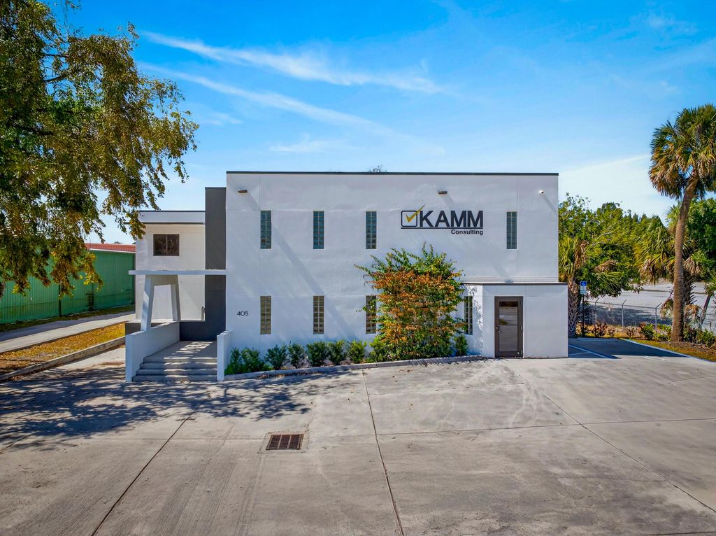 Photo of 405 Angle Road, Fort Pierce, FL 34947 (MLS # R11160692)