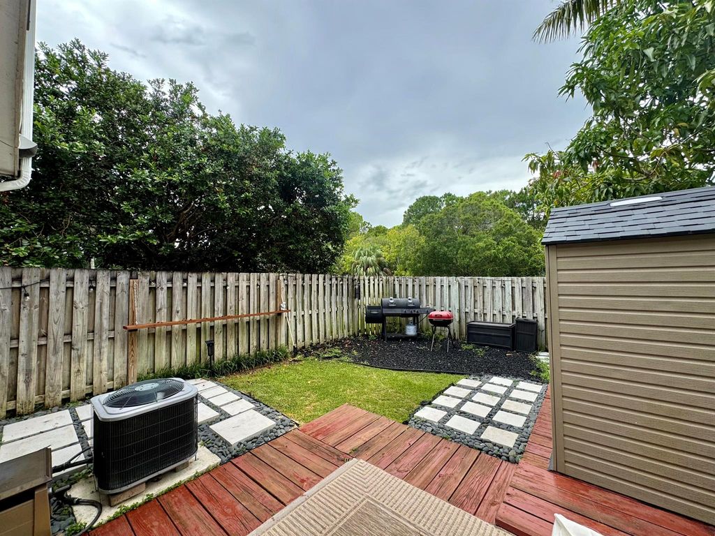 Photo of 310 Georgian Park Drive, Jupiter, FL 33458 (MLS # R11010084)