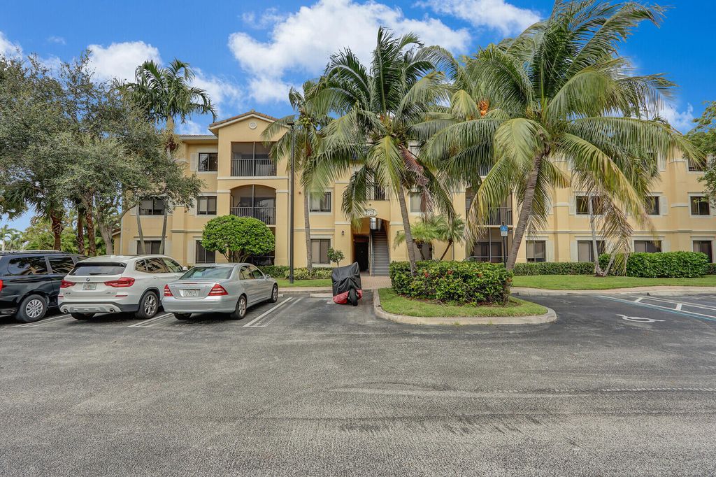 Photo of 2725 Anzio Court #202, Palm Beach Gardens, FL 33410 (MLS # R11025685)