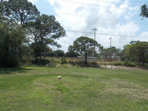 A home in Port St Lucie