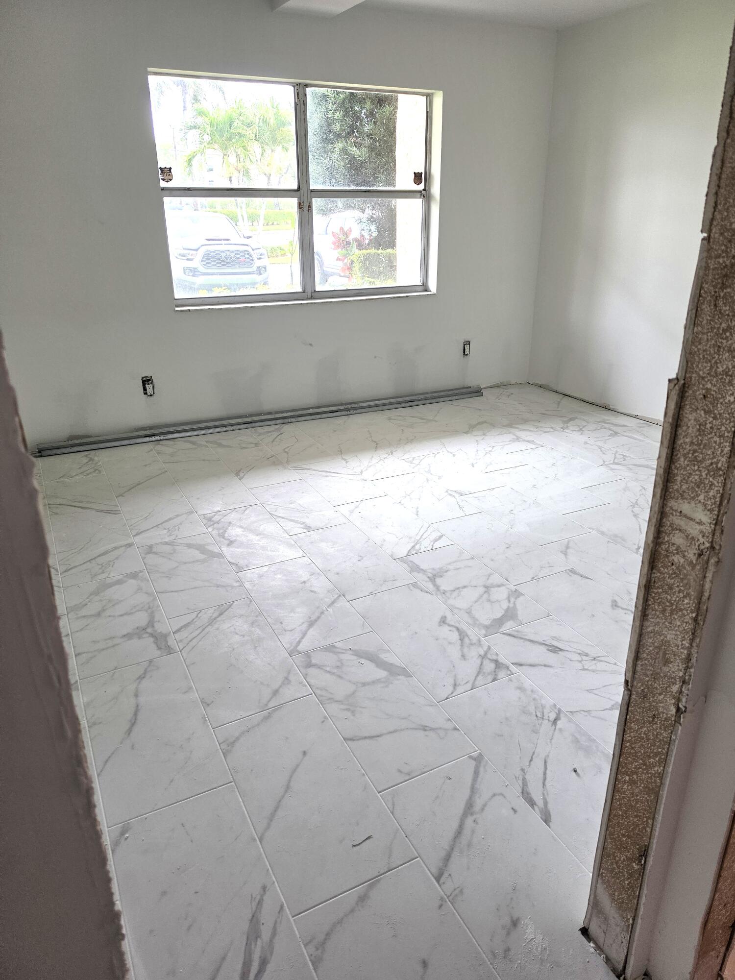 SUNRISE LAKES 101 CONDO - Residential