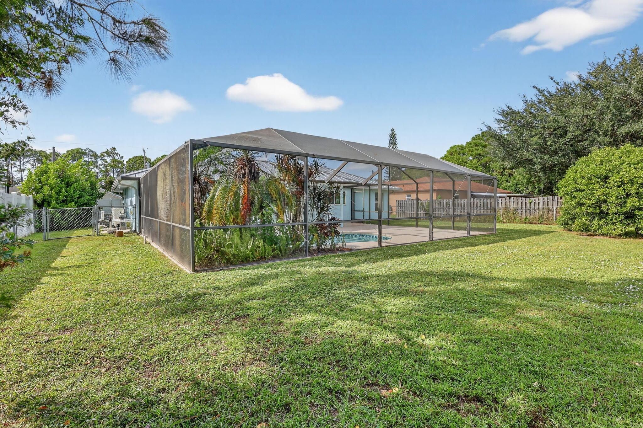 PORT ST LUCIE SECTION 44 - Residential