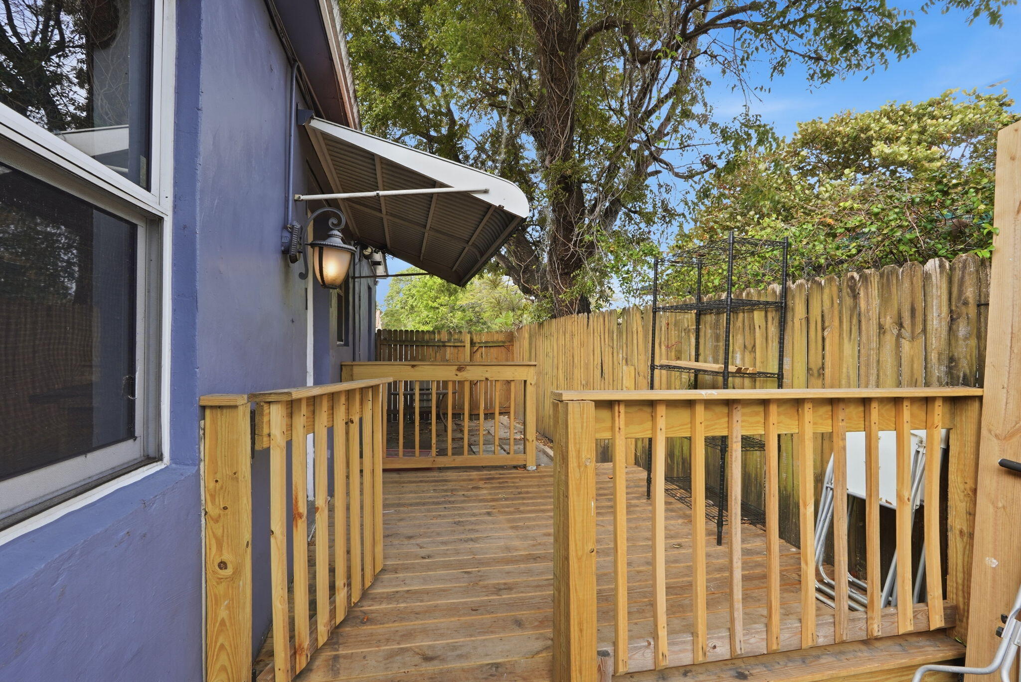 NORTH HOLLYWOOD - Residential Income