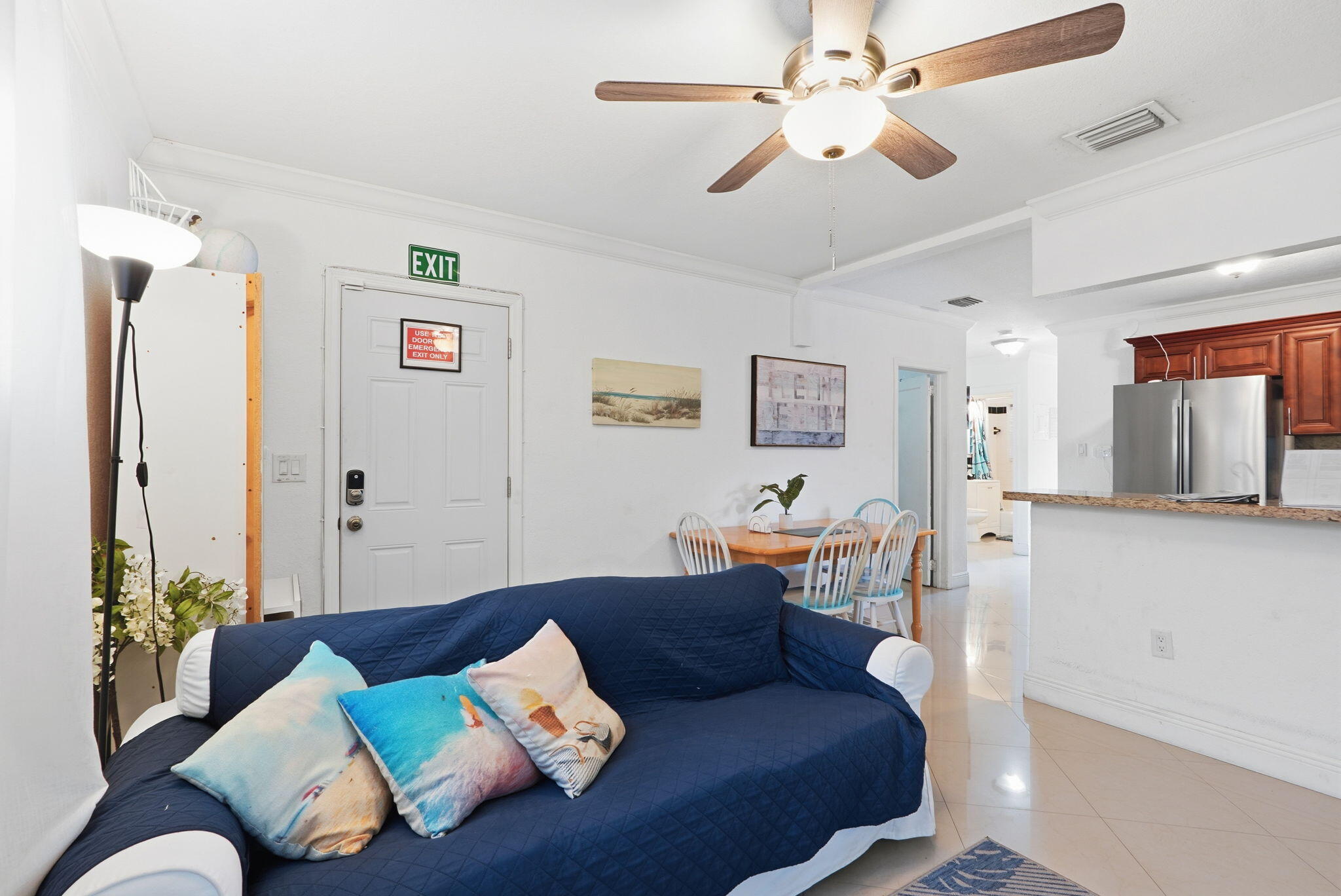 NORTH HOLLYWOOD - Residential Income