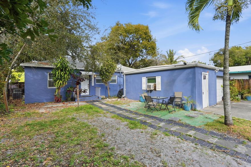 Excellent income-producing property in a prime Hollywood location!

The property offers a functional layout, ample parking, and strong rental appeal in a high-demand area. Ideally situated near shopping, dining, schools, public transportation, major highways, and just minutes from Downtown Hollywood and the beach.  

Perfect for investors seeking steady cash flow or for an owner-occupant.
Long term, short term or rbnb are possible and there is plenty of space for another building (mixed used zoning)!

Highlights:  

- Rbnb $180/250 per night and up to $5000,00 monthly income for long term leases
- Great rental demand area 
- Close to beaches, entertainment, and major roads  

Rare opportunity in Hollywood—schedule your showing today