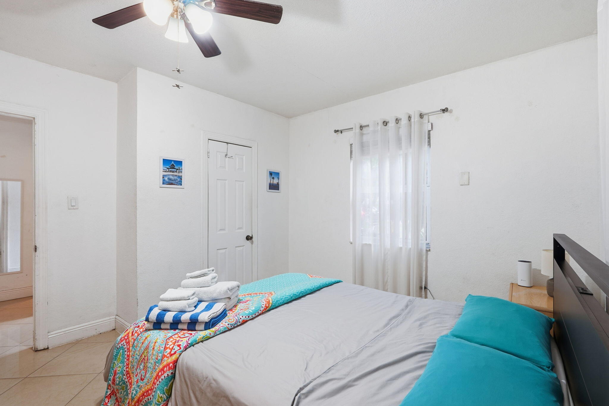 NORTH HOLLYWOOD - Residential Income