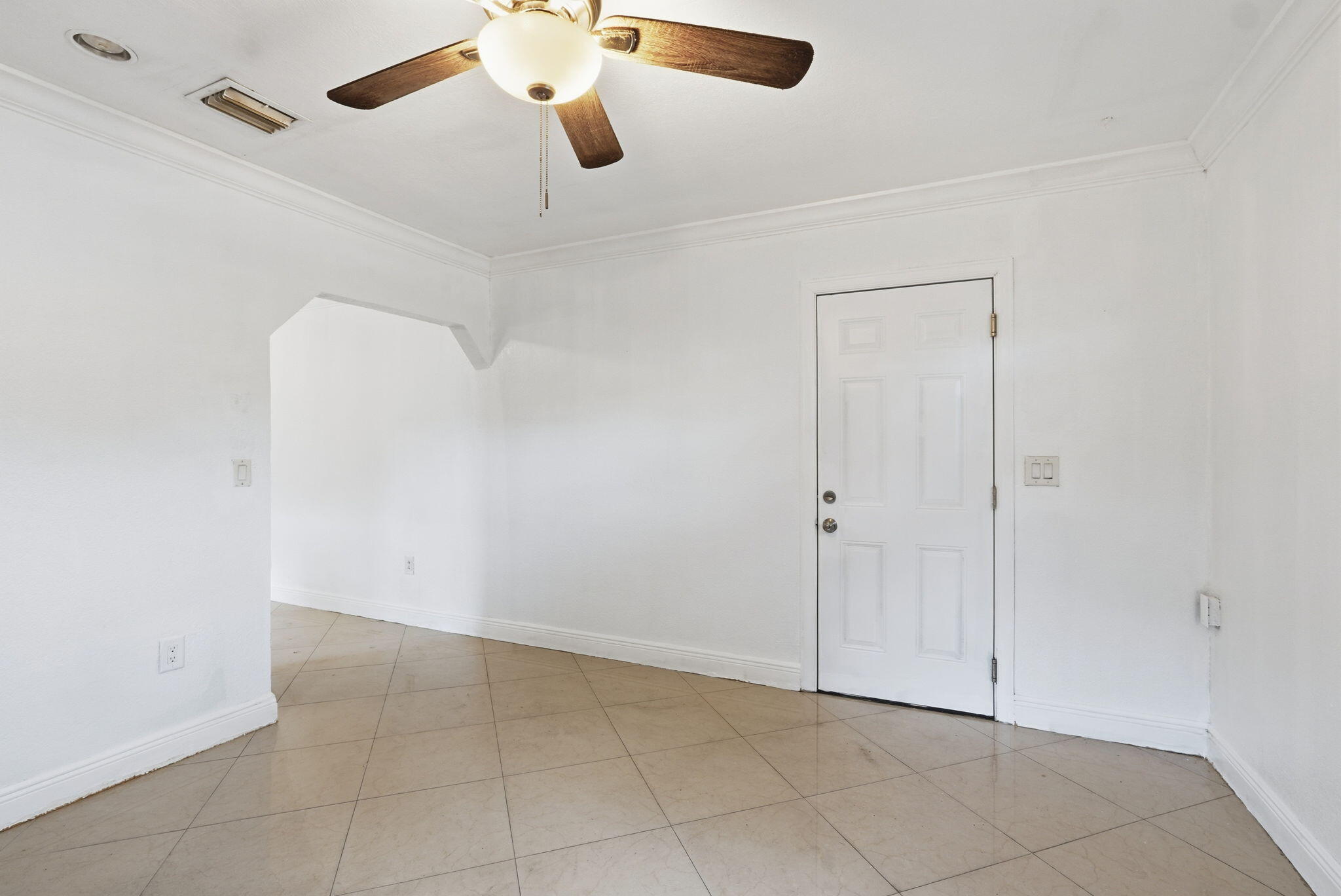 NORTH HOLLYWOOD - Residential Income