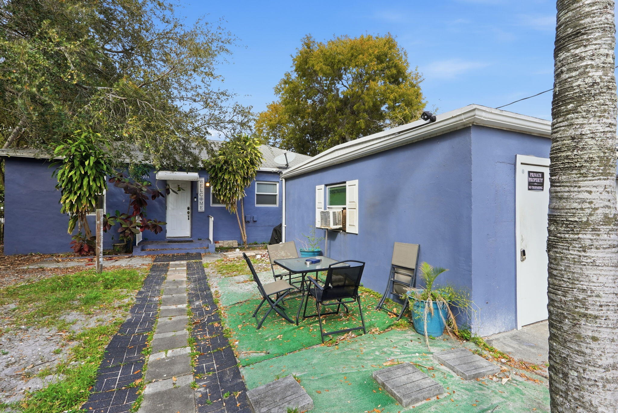 NORTH HOLLYWOOD - Residential Income