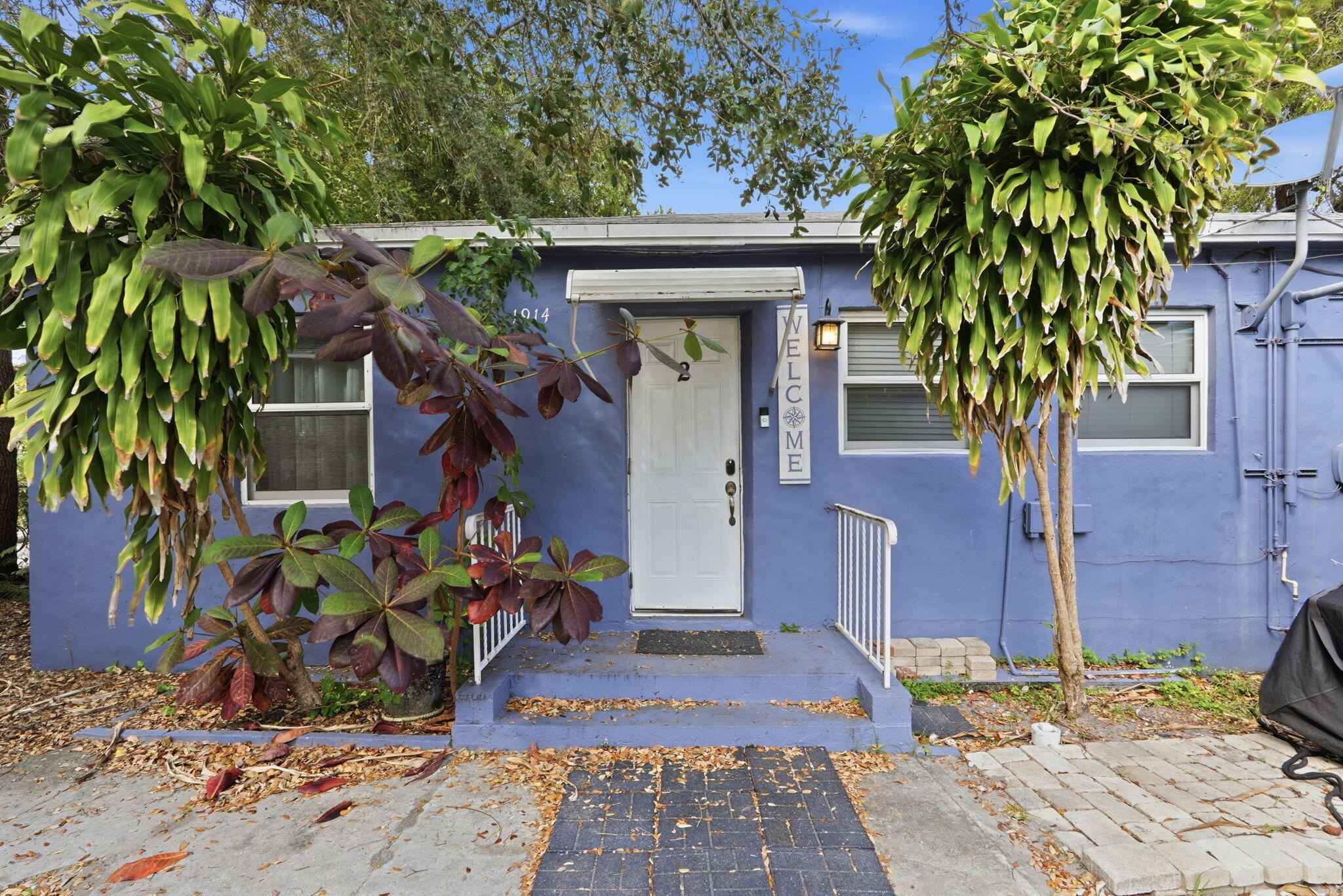 NORTH HOLLYWOOD - Residential Income