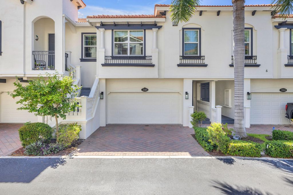 Photo of 3146 Waterside Circle Circle, Boynton Beach, FL 33435 (MLS # R11001982)
