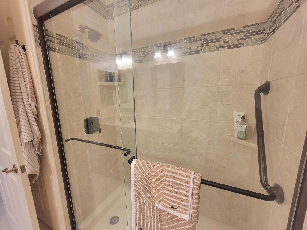 Royal Land Amd 132-20 B - Residential