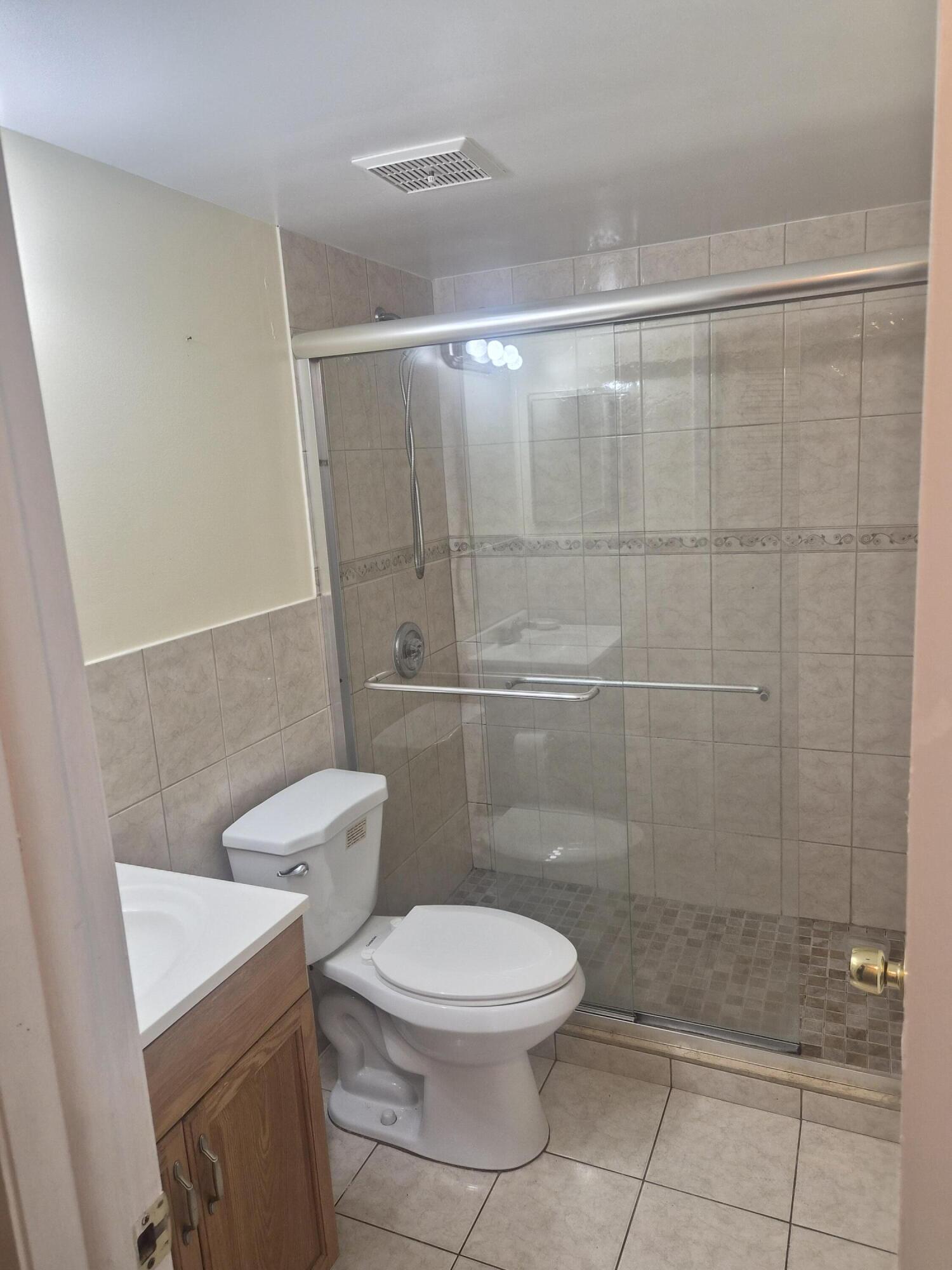 MIRAMAR CLUB CONDOMINIUM TWO - Residential Lease