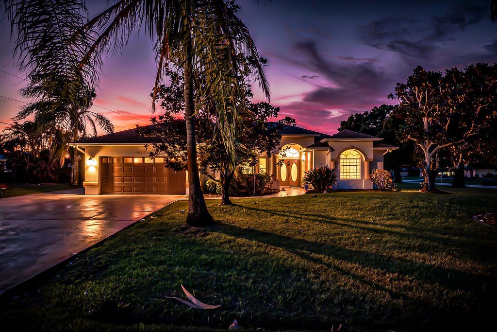 Photo of 2102 SE Herron Avenue, Port Saint Lucie, FL 34952 (MLS # R11166900)